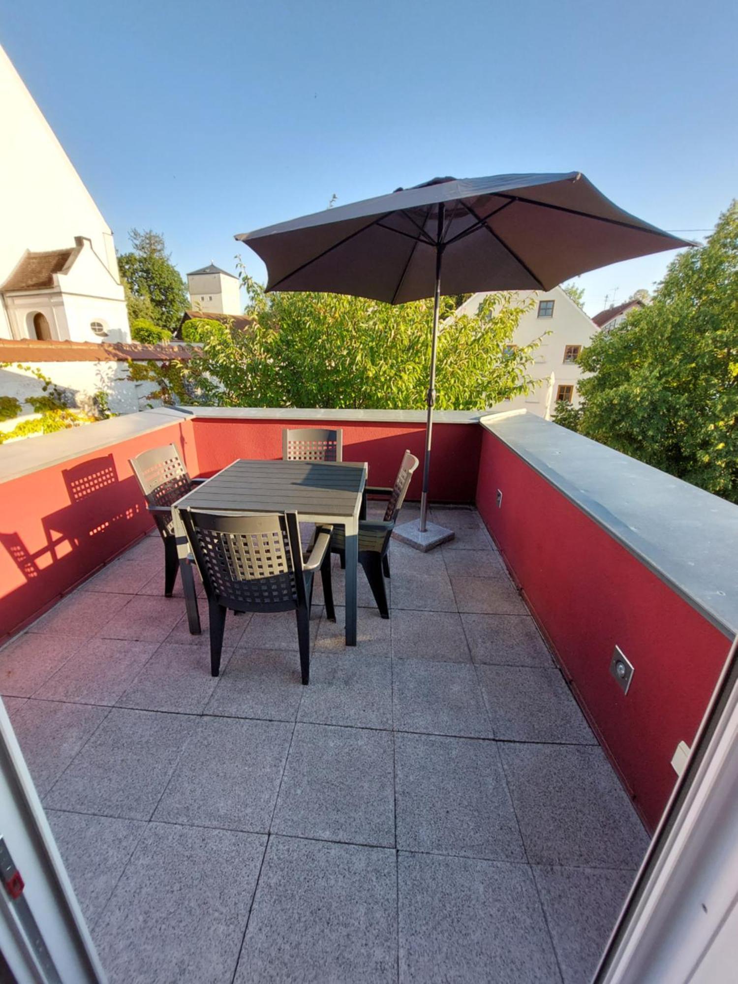 Pension Am Kirchberg Wehringen Esterno foto