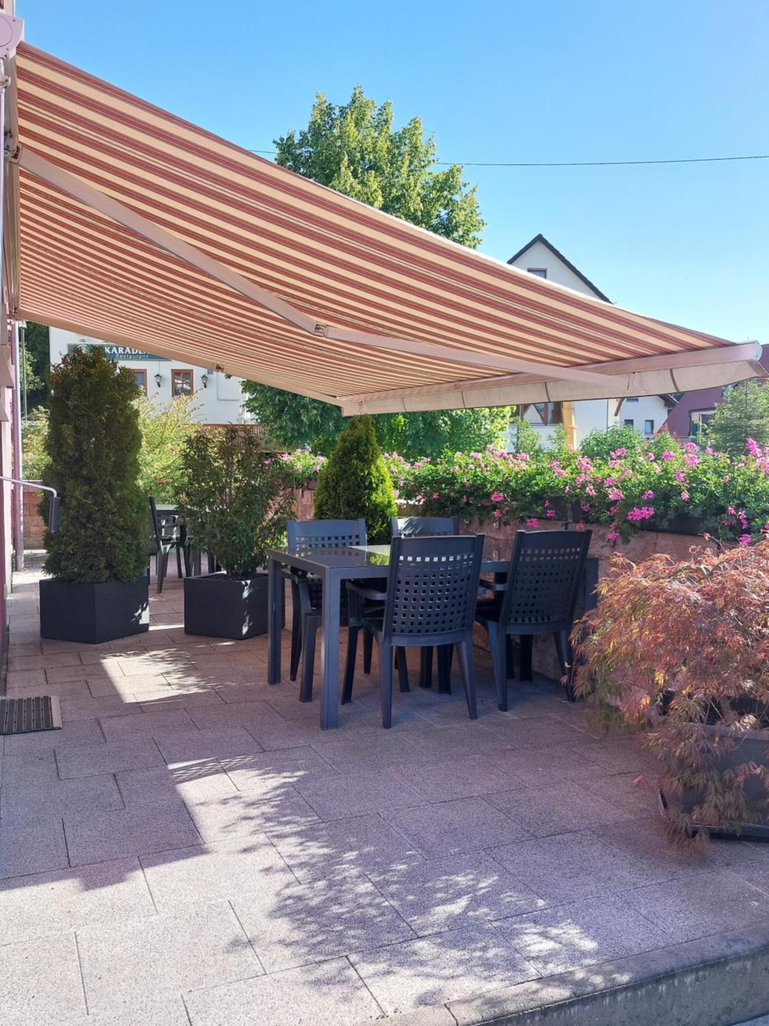 Pension Am Kirchberg Wehringen Esterno foto