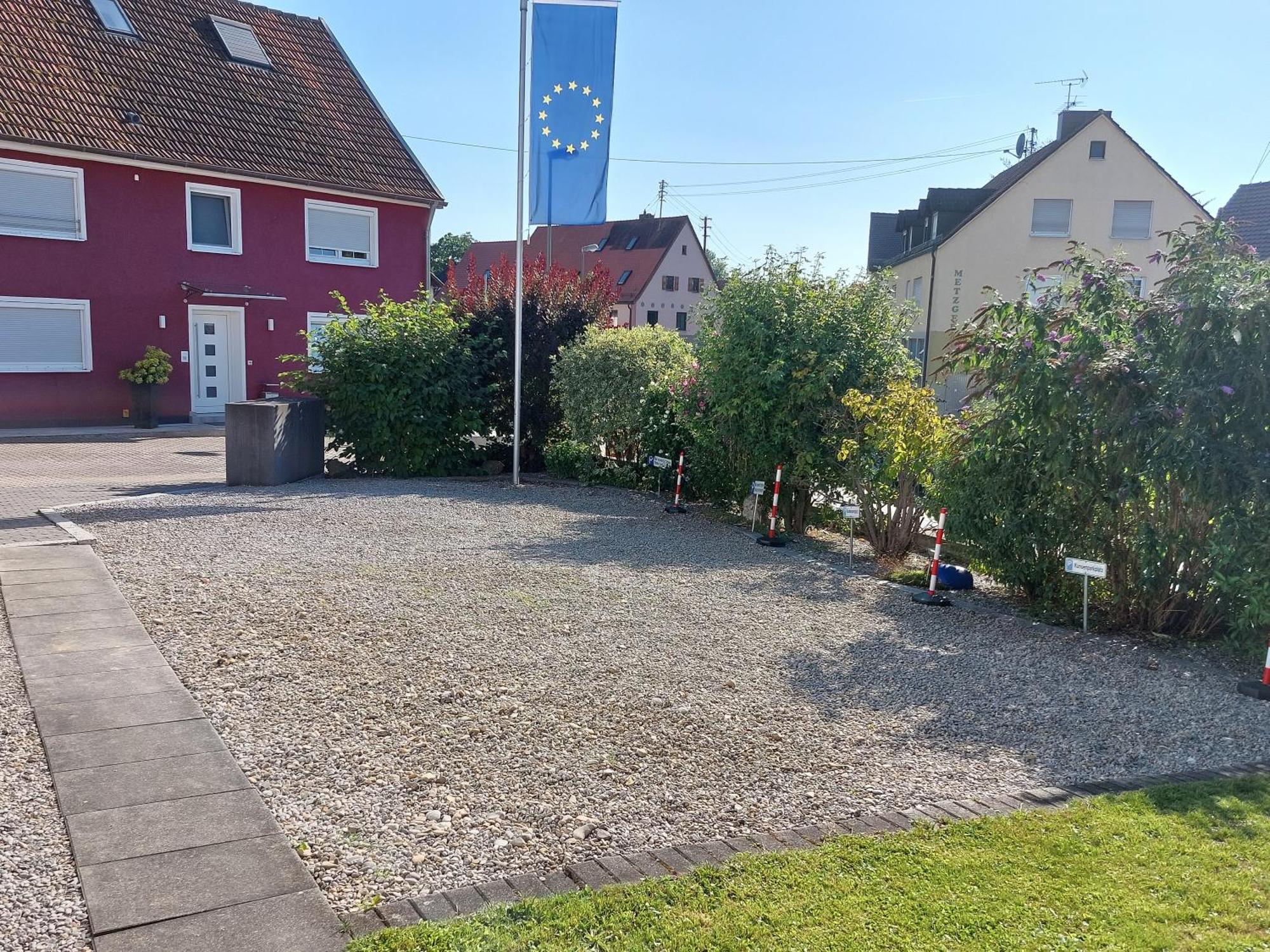 Pension Am Kirchberg Wehringen Esterno foto